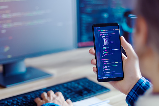 Desarrollo a la medida de software, smartphone, pc,software